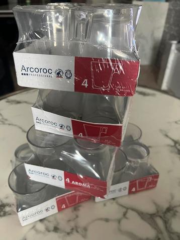 Nieuwe glazen met handvat van arcoroc, Enlèvement, Neuf