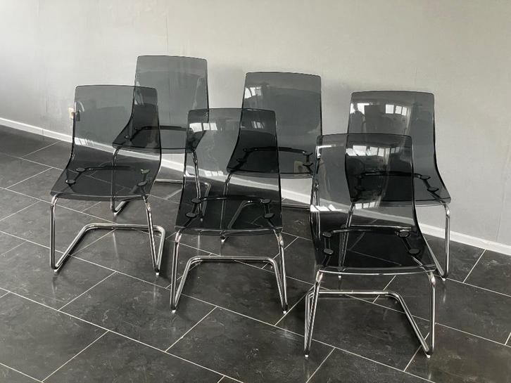 6 x Eetkamerstoel Ikea "Tobias", Huis en Inrichting, Stoelen, Gebruikt, Vijf, Zes of meer stoelen, Kunststof, Metaal, Grijs, Ophalen