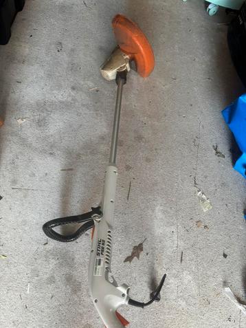 Grastrimmer stihl, Stihl, Électrique, 30 à 50 cm, Enlèvement