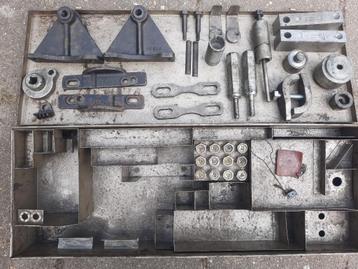 Speciaal gereedschap 8.0134 FENWICK Peugeot 504 604 V6 motor beschikbaar voor biedingen