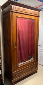 Oude linnenkast, Antiek en Kunst, Antiek | Meubels | Kasten, Ophalen