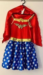 Wonder Woman verkleedpak voor dames met cape, Vêtements | Femmes, Costumes de carnaval & Vêtements de fête, Enlèvement ou Envoi