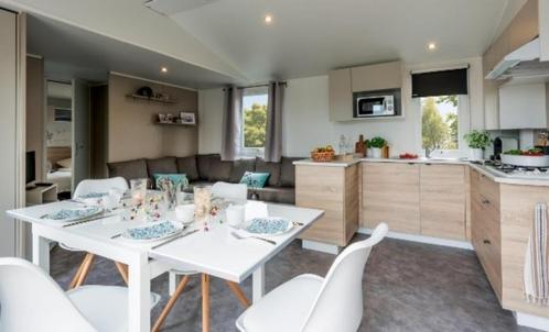 Wooncaravan 3 slaapkamers jaar 2022, Caravans en Kamperen, Stacaravans, meer dan 6, Ophalen