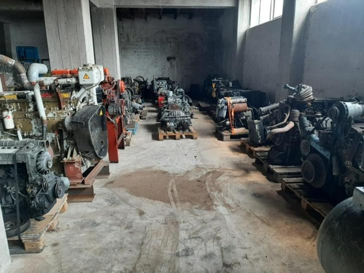 div. Moteurs/générateurs Deutz, Articles professionnels, Machines & Construction | Pièces, Enlèvement