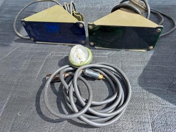 Militaire Colonne verlichting Blauw en Groen licht origineel beschikbaar voor biedingen