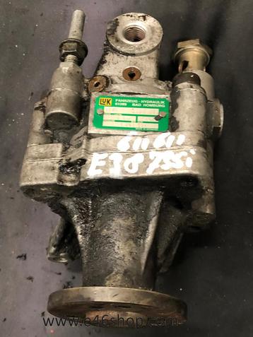 STUURBEKRACHTING POMP BMW E38 735i M62  beschikbaar voor biedingen