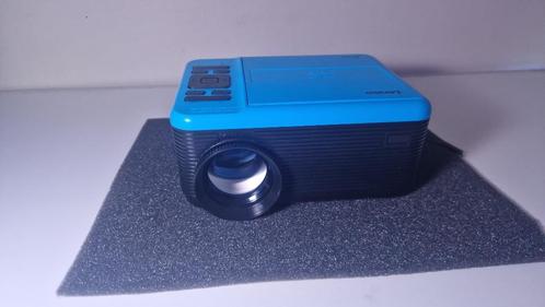 Projector Lenco + 10M hdmi kabel, Audio, Tv en Foto, Beamers, Zo goed als nieuw, LCD, Full HD (1080), Ophalen