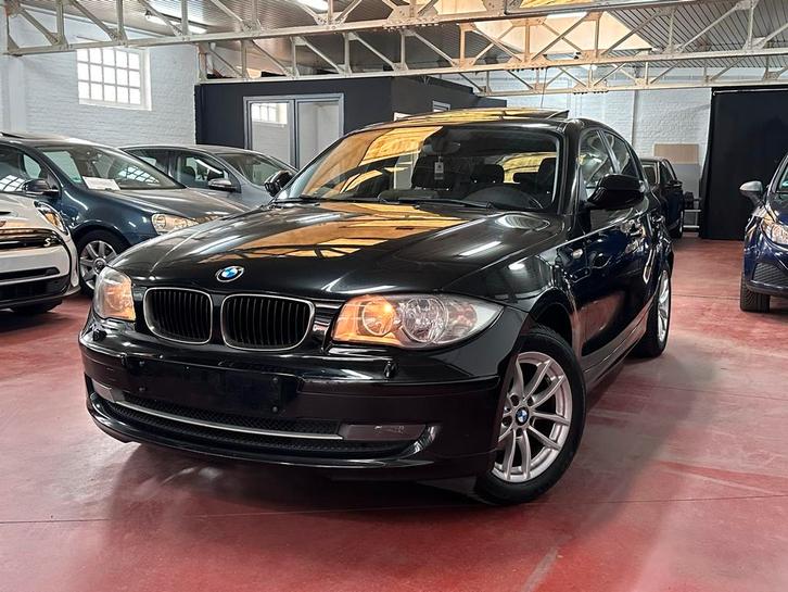 BMW 116i • Lez vrij • Gekeurd voor verkoop, Auto's, BMW, Bedrijf, Te koop, 1 Reeks, Radio, Benzine, Euro 5, Handgeschakeld, Ophalen