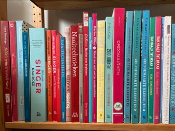 Naaiboeken, naaimagazines, patronen,… beschikbaar voor biedingen