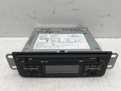 Radio van een Opel Vivaro, Auto-onderdelen, Elektronica en Kabels, Opel, Gebruikt, 3 maanden garantie, Ophalen of Verzenden