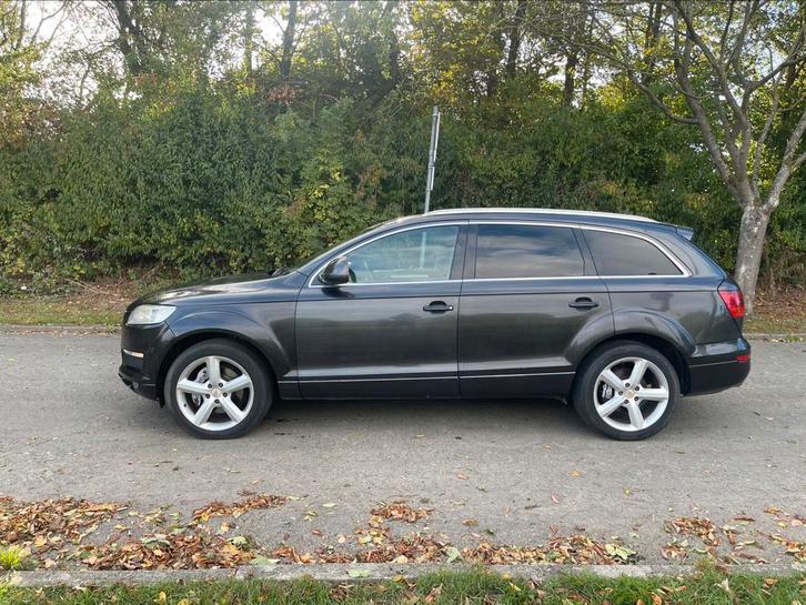 Audi Q7 3.0tdi look Sline 5plas mod 2007 leer ja 20 stuks, Auto's, Audi, Bedrijf, Q7, 4x4, ABS, Airbags, Airconditioning, Alarm