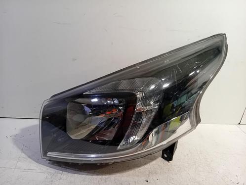 KOPLAMP LINKS Opel Vivaro (01-2014/12-2019) (260605859R), Auto-onderdelen, Verlichting, Opel, Gebruikt