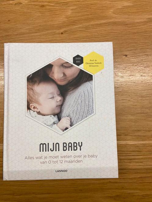 Boek ‘Mijn baby’ van Christine Vanhole, Livres, Grossesse & Éducation, Comme neuf, Enlèvement ou Envoi