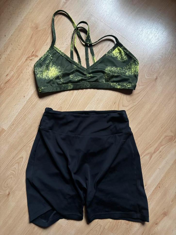 Gymshark GS power set, Sports & Fitness, Sports & Fitness Autre, Comme neuf, Enlèvement ou Envoi