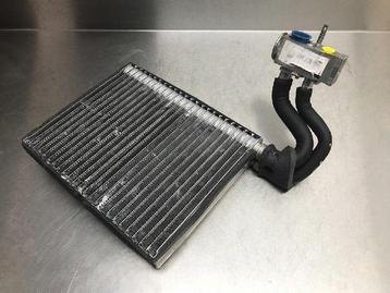 AIRCOVERDAMPER Toyota Aygo (B40) (01-2014/06-2018) beschikbaar voor biedingen