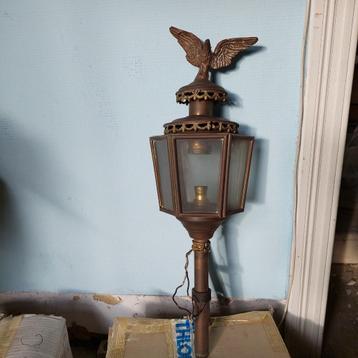 2 antieke wandlampen om je op te frissen 