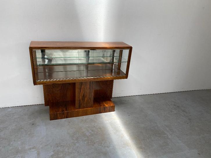 Art Deco vitrinekast in notenhout, Huis en Inrichting, Kasten | Vitrinekasten, Zo goed als nieuw, 100 tot 150 cm, 100 tot 150 cm