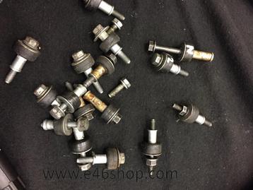 Kleppendeksel boutjes BMW E46 E90 N42 N46 MOTOR  beschikbaar voor biedingen