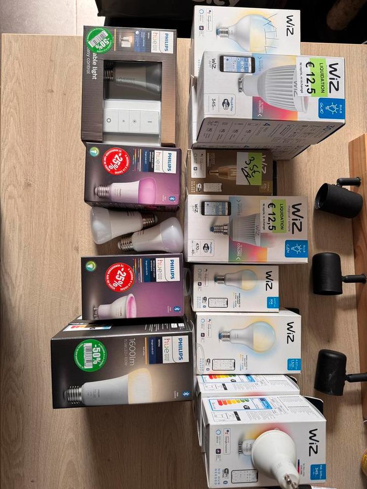 Ampoules connectées, Huis en Inrichting, Lampen | Losse lampen, Zo goed als nieuw, Gloeilamp, Ophalen