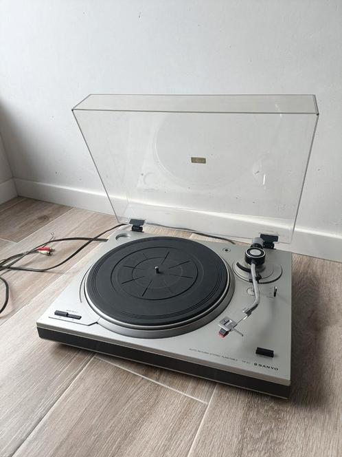 Sanyo tp-20 auto return turntable, Audio, Tv en Foto, Platenspelers, Zo goed als nieuw, Platenspeler, Ophalen