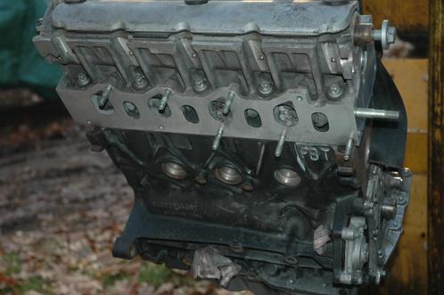 Motor 1.9dci. Scenic, Laguna. geslepen krukas+ nieuwe lagers, Auto-onderdelen, Motor en Toebehoren, Renault, Ophalen