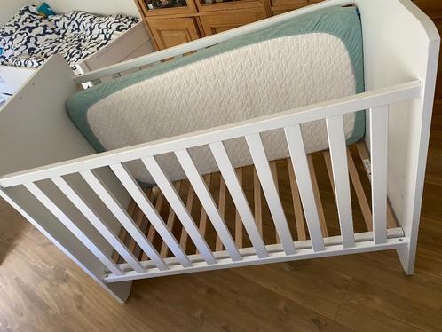 Transland meegroeibed Steffi wit, Kinderen en Baby's, Kinderkamer | Bedden, Gebruikt, Minder dan 140 cm, Minder dan 70 cm, Matras