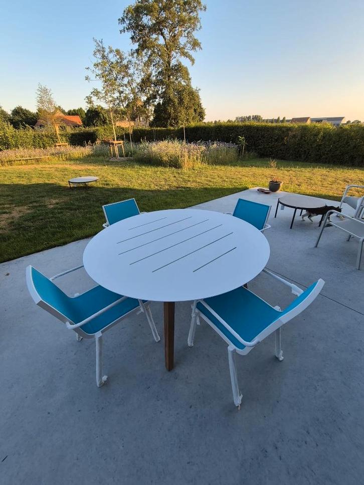 Hoogwaardige tuintafel NIEUW Diphano, Tuin en Terras, Tuintafels, Nieuw, Rond, Aluminium, Ophalen