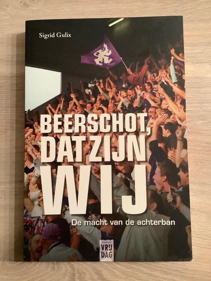 Beerschot, dat zijn wij de macht van de achterban, Boeken, Sportboeken, Zo goed als nieuw, Balsport, Ophalen of Verzenden