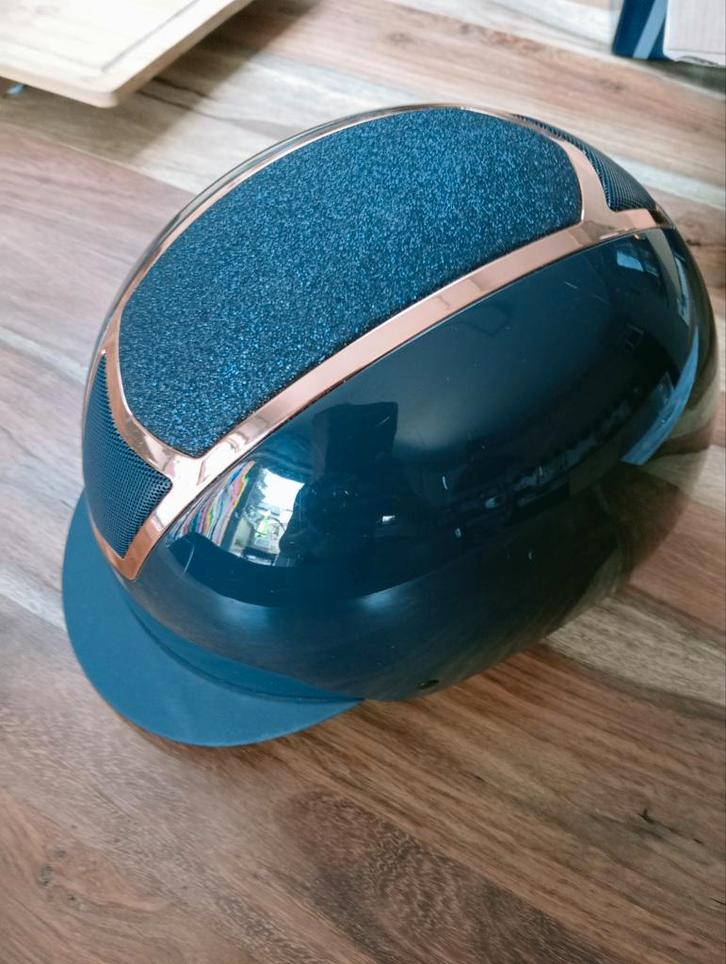 Bombe pour équitation, Dieren en Toebehoren, Paardrijkleding, Zo goed als nieuw, Cap, Ophalen