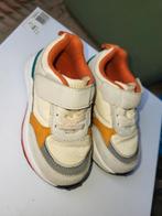 Zara Baby Sportschoenen maat is 23, Enfants & Bébés, Vêtements de bébé | Chaussures & Chaussettes, Comme neuf, Enlèvement ou Envoi