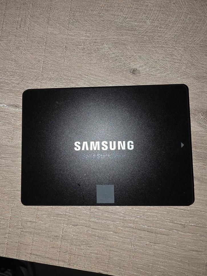 Ssd 2 terra, Informatique & Logiciels, Disques durs, Interne