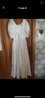 Robe de mariée en satin taille 36, Vêtements | Femmes, Vêtements de mariage & Accessoires de mariage, Enlèvement ou Envoi, Comme neuf