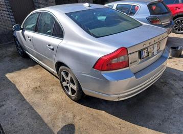 Volvo S80 2.0D momentum, Autos, Argent ou Gris, Achat, Capteur de stationnement, Boîte manuelle