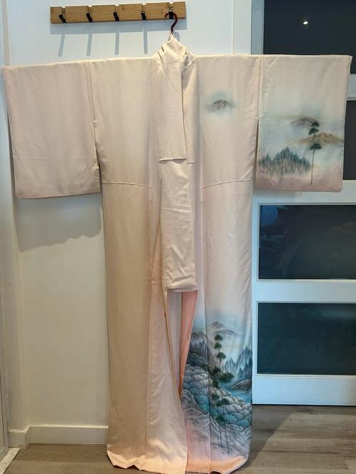 Vintage zijden kimono gesigneerd door de kunstenaar, Kleding | Dames, Overige Dameskleding, Zo goed als nieuw, Ophalen of Verzenden