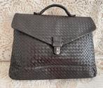 BOTTEGA VENETA bruine leren tas, Handtassen en Accessoires, Tassen | Damestassen, Ophalen of Verzenden, Zo goed als nieuw