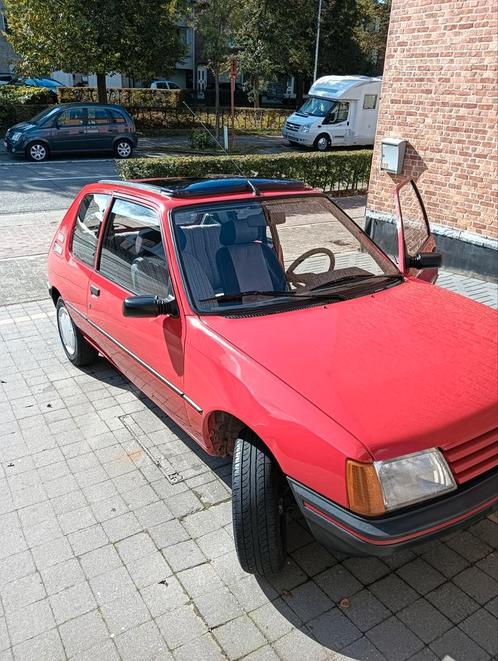 Peugeot 205 oldtimer '98 à seulement 144 000 km, Autos, Peugeot, Particulier, Essence, Enlèvement