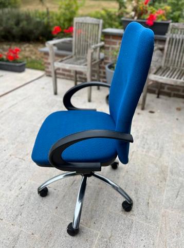Chaise de bureau  beschikbaar voor biedingen