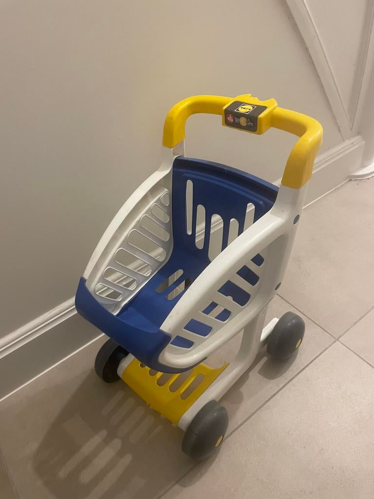 Winkelkarretje te koop, Ophalen, Gebruikt, Kunststof