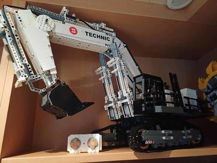 Lego ,mouldking beweegbaar., Hobby en Vrije tijd, Modelbouw | Radiografisch | Overige, Zo goed als nieuw, Ophalen