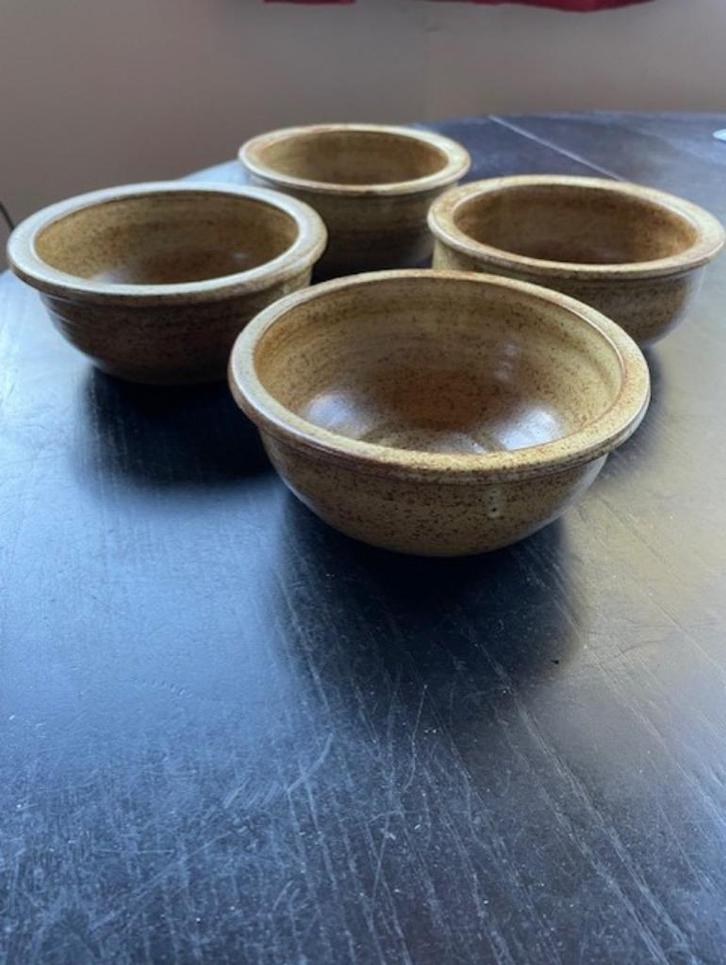 4 vintage Ian Atkinson soep kommen, Huis en Inrichting, Keuken | Servies, Zo goed als nieuw, Kom(men), Overige stijlen, Ophalen