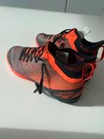 Zaalvoetbalschoenen maat 42, Sport en Fitness, Ophalen, Zo goed als nieuw