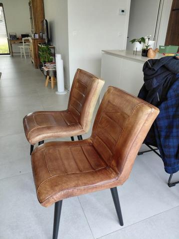 STOELEN beschikbaar voor biedingen