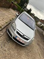 Opel Zafira b, Autos, Argent ou Gris, Achat, 7 places, Boîte manuelle