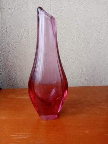 Boheemse glazen vaas van Miroslav Klinger/Zelezny 60s 25c