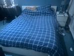 GRATIS bed ikea met lattenbodem en matras + 2 nachtjastjes, Huis en Inrichting, Ophalen
