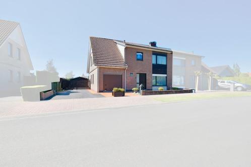 3 à 4 SLPK woning mét dubbele garage op perceel van 520 m²!, Immo, Maisons à vendre, Province de Flandre-Occidentale, 200 à 500 m²