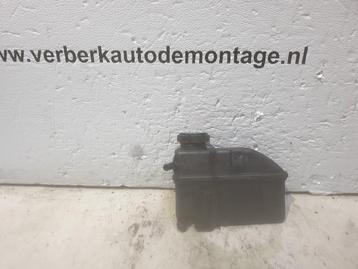 STUURBEKRACHTIGING OLIERESERVOIR Volvo V70 (SW) (8649720) beschikbaar voor biedingen