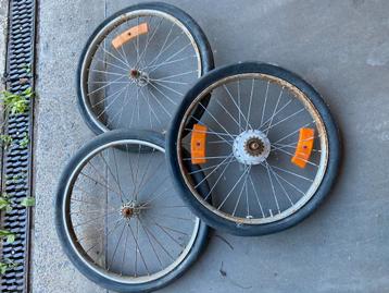 Wielen solex beschikbaar voor biedingen