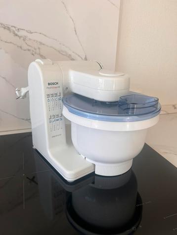 Robot de cuisine BOSCH + 3 batteurs, 2 à 3 litres, Enlèvement, Utilisé, 3 vitesses ou plus