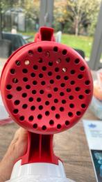 Adapta le bâtonnet de purée avec le pied